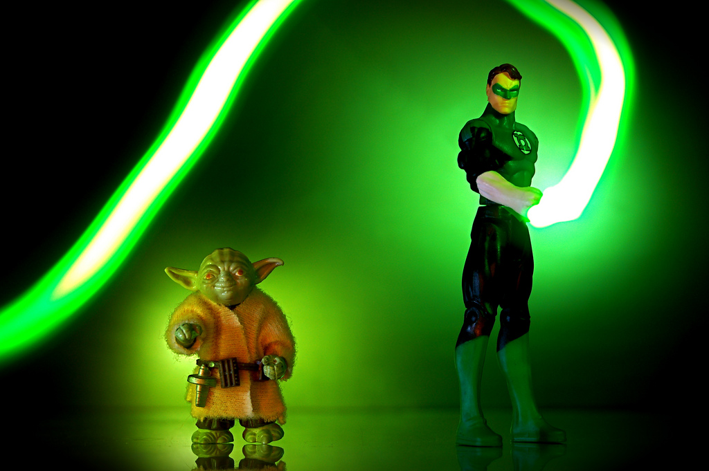 318,774 toys have been donated thanks to Star Wars holiday e-greetings