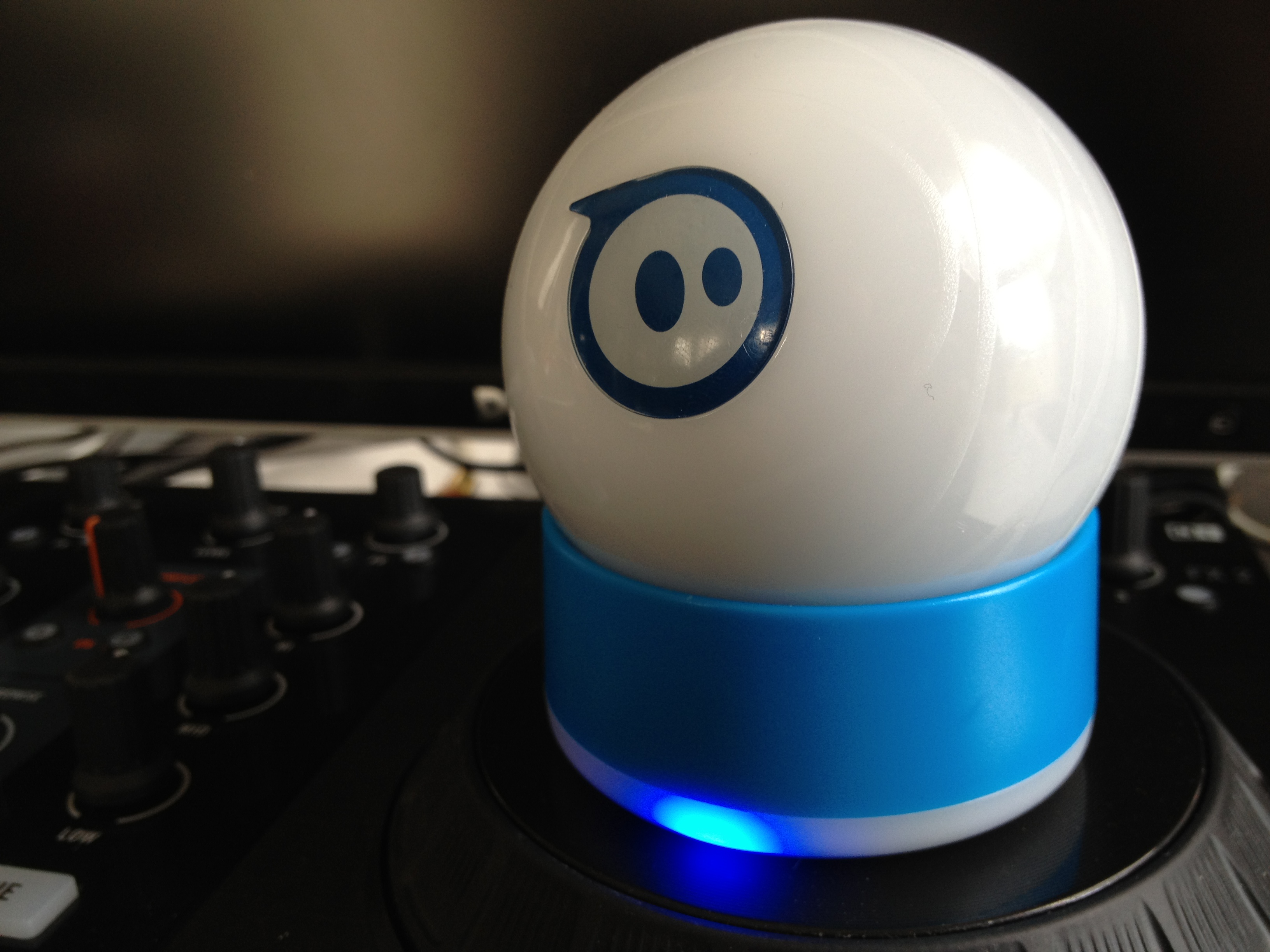 TNW reviews the Sphero – Does the robotic ball live up to the hype?