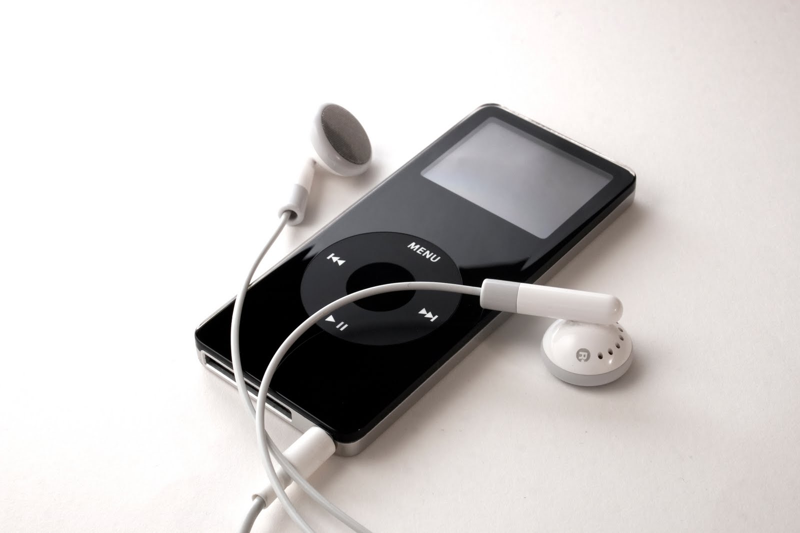 Apple launches Boxing Week iTunes music promotion in the Americas and Europe