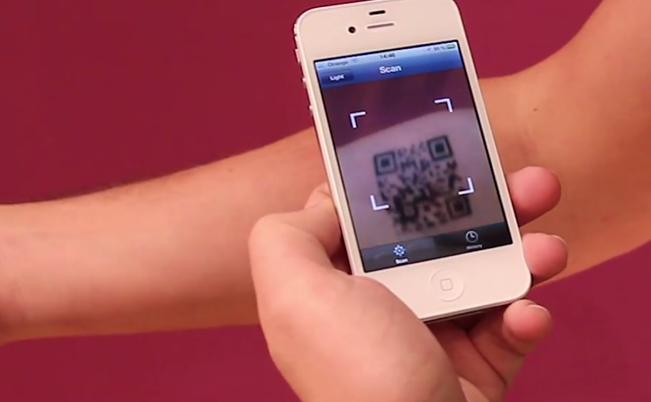 The first random tattoo: generates videos, pictures, Tweets via QR code