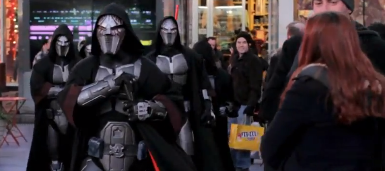 Check out this Star Wars Flash Mob in Times Square