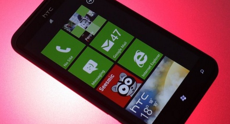 A first look at HTC’s LTE Windows Phone handset for the US, the Radiant
