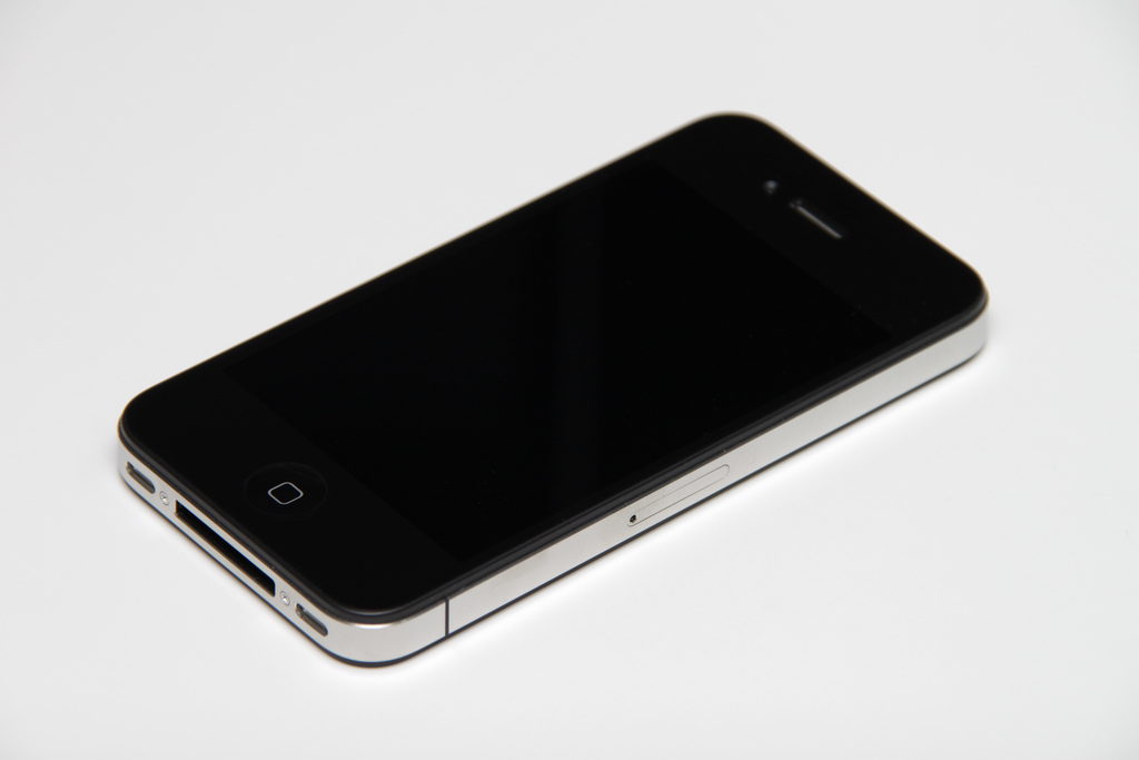 This jaw-dropping rendering of an iPhone 4 was written completely in CSS3