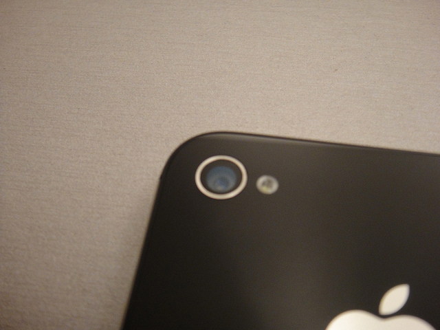 Official: Camera-less iPhone models now on sale in Singapore