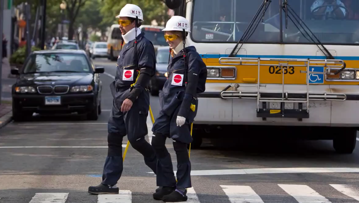 Find out what it’s like to be elderly with this suit by MIT