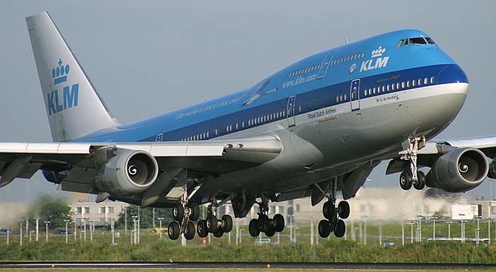 Did you know that you can send a tweet to get the lowest KLM airfares?