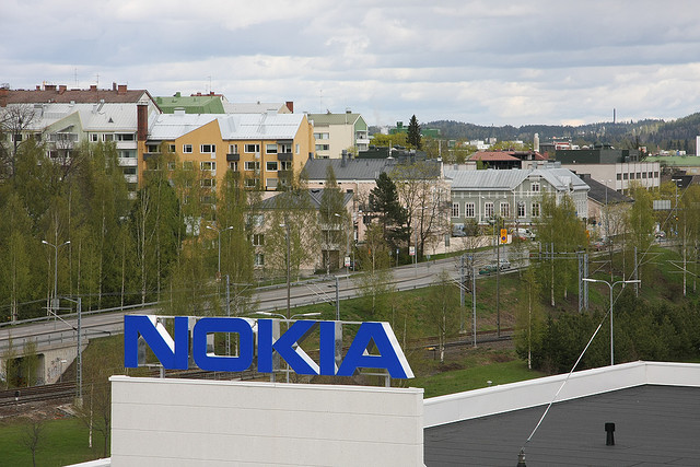 Nokia finally announces the Lumia 900 – and it’s coming to AT&T