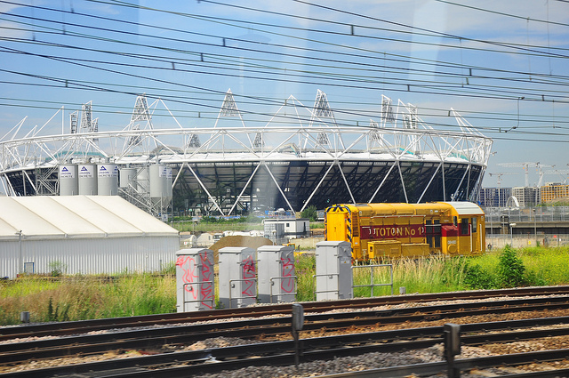 Samsung and Visa reveal payWave, the official London Olympics NFC payment app