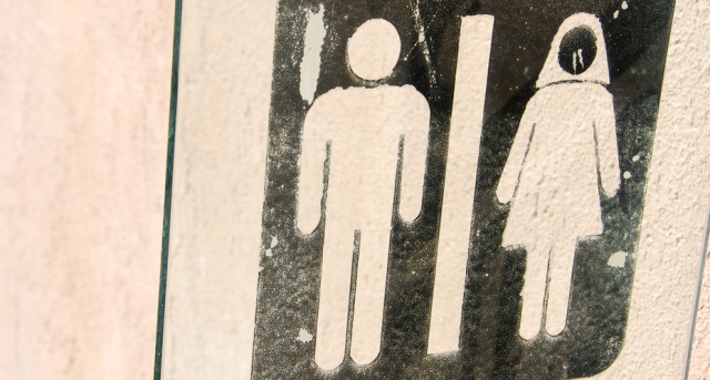 Men are from Foursquare and women are from Facebook, apparently…