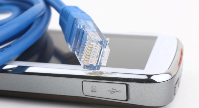 5 bandwidth-saving tips for those worried about mobile data caps