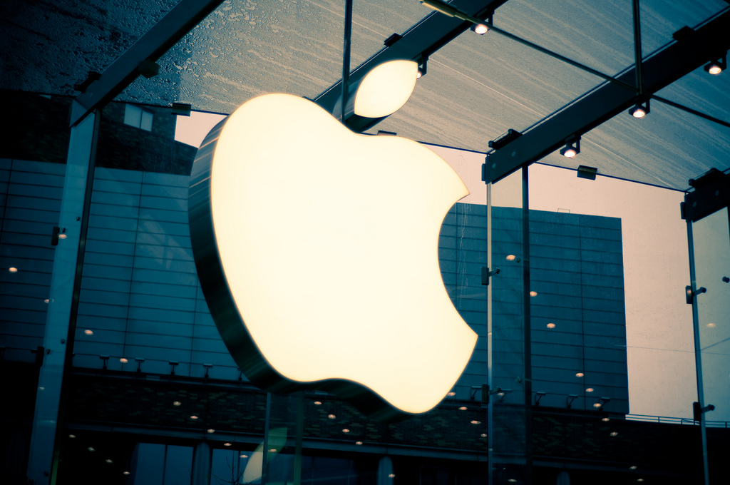 Reality check: Apple makes more in a day than Twitter earns over a year