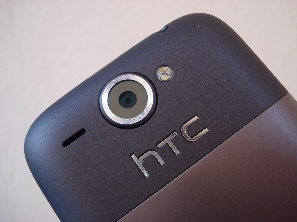 HTC upbeat despite forecasting a 36% drop in quarterly revenue