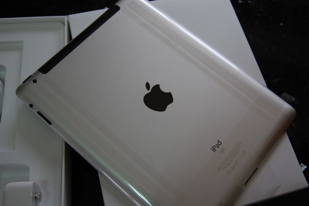 Apple beating Samsung on its home turf as the iPad passes 1 million sales in Korea