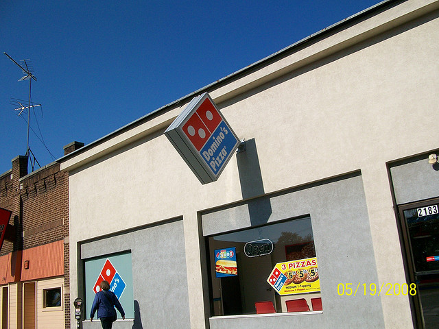 M-commerce much? Domino’s UK arm sees £1 million in mobile sales in a single week