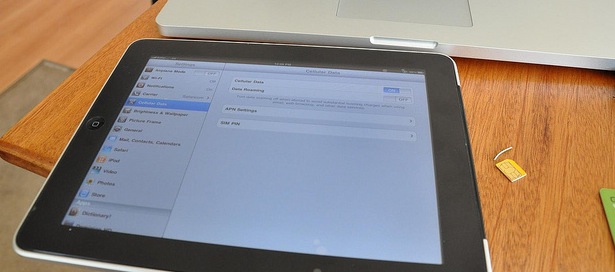 The Verizon iPad has an unlocked micro-SIM slot that can be used with AT&T 3G networks