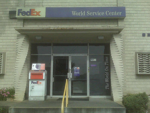 Google Cloud Print now lets you print to any FedEx Office location in the US