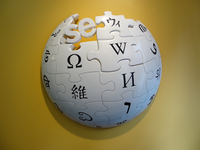 Wikipedia updates iOS and Android apps, ditches Google Maps for OpenStreetMaps