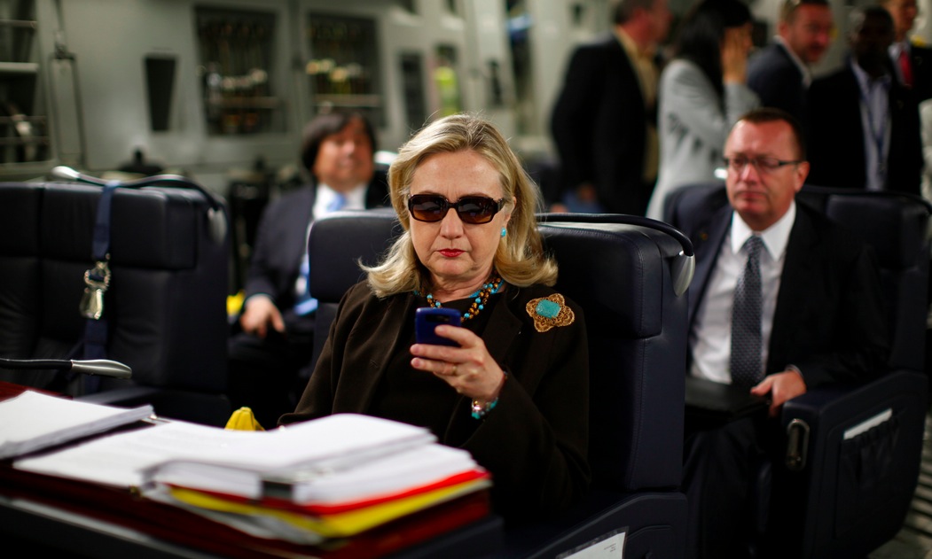 Tumblr Tuesday on a Wednesday: Because this guy was busy texting Hillary Clinton