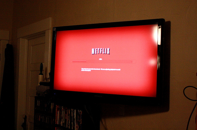 Netflix update for Xbox 360 brings single sign-on, Facebook Connect in the UK and more