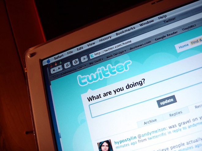 Quoi? ‘Unlawful’ tweets could undermine upcoming elections in France