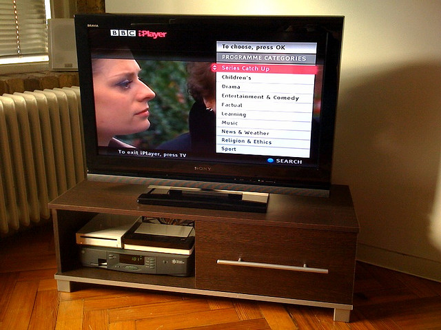BBC iPlayer users steadily switching from the desktop as mobile device requests almost double in a year ...