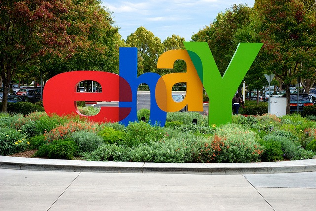eBay partners with Bloom Energy to build America’s largest renewable fuel cell data center