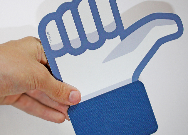 Facebook Messenger for iOS and Android updates with easier conversation switching