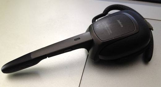 Jabra’s Supreme UC: 1 Bluetooth headset pairing flawlessly with 2 devices