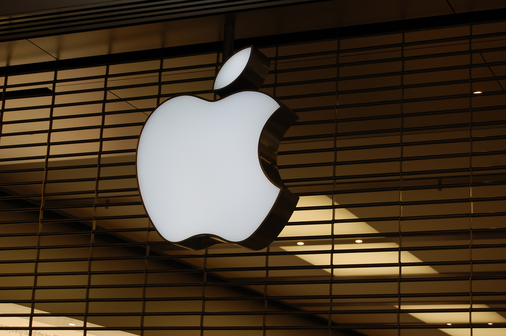 Korean court reaches split decision, but Apple found guilty of infringing two Samsung patents