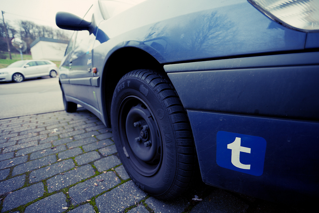 Tumblr revamps its iOS app with new layout, offline mode, support for high-res images, Spotify and more ...