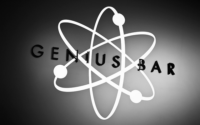 Apple ramping up Genius program with new double-row Genius Bar retail layout