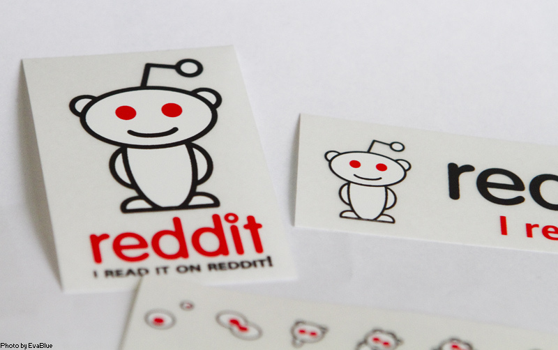Facebook Engineer accidentally blocks photosharing site imgur, apologises in true Reddit fashion