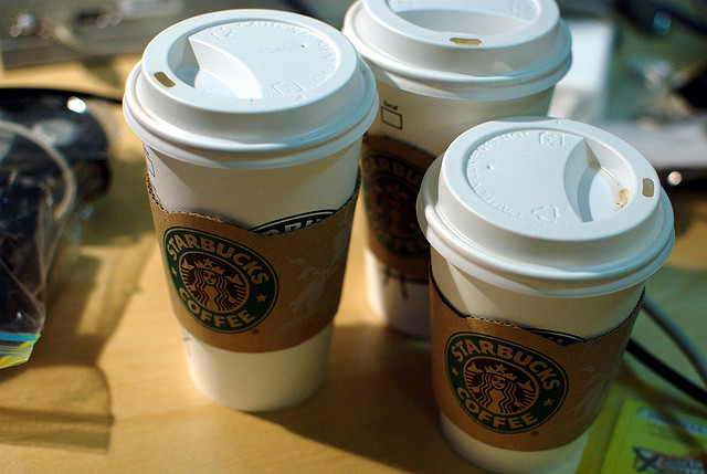 Starbucks apologizes to its Argentine customers on Twitter and Facebook, creates PR crisis