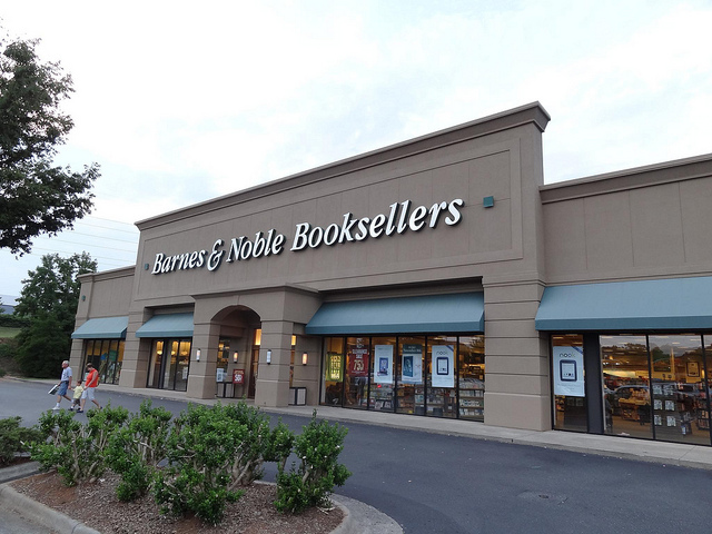 Barnes & Noble to launch NOOK e-readers and digital bookstore in the UK this autumn