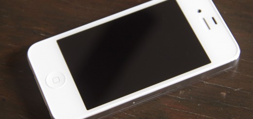 Apple Retail Stores matching carrier price drop on iPhone 4S