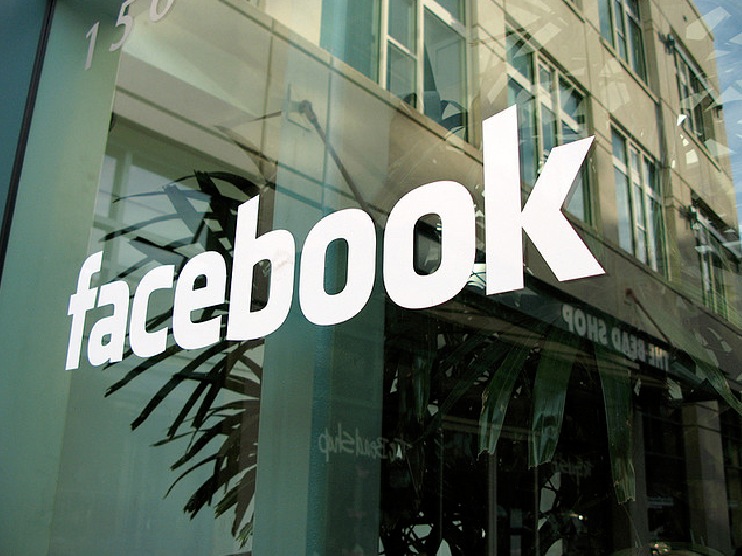 Accel to sell around $1 billion in Facebook stock