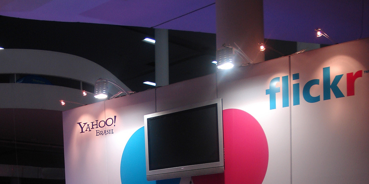 Flickr overhauls its Android app to include new tabbar, pull to refresh and allow users to edit metadata ...