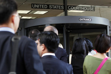 photo Apple v. Samsung trial roundup: Leaky evidence, secret prototypes and kitchen tables