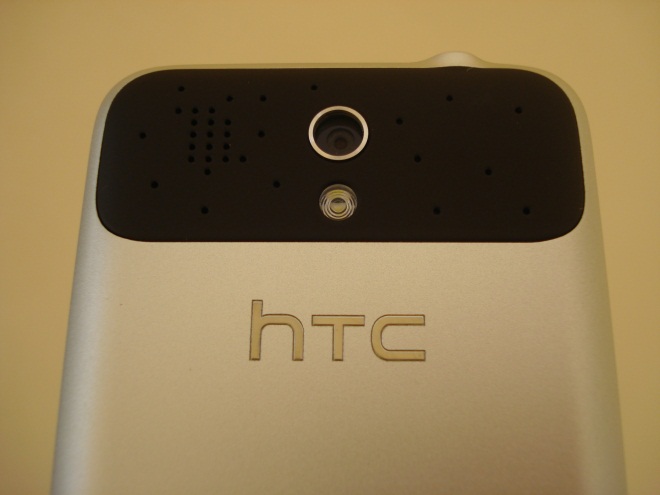 HTC shares more revenue numbers: $835m in July 2012, $6.15b for the first half of the year
