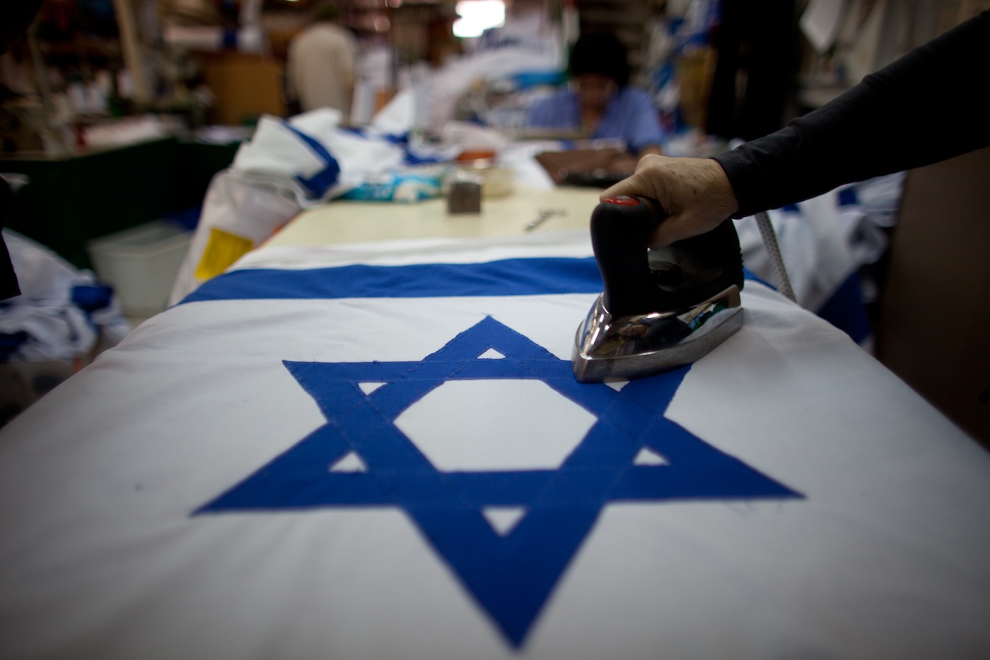 VeriFone takes baby internationalization steps with Square rival SAIL, strikes deal in Israel