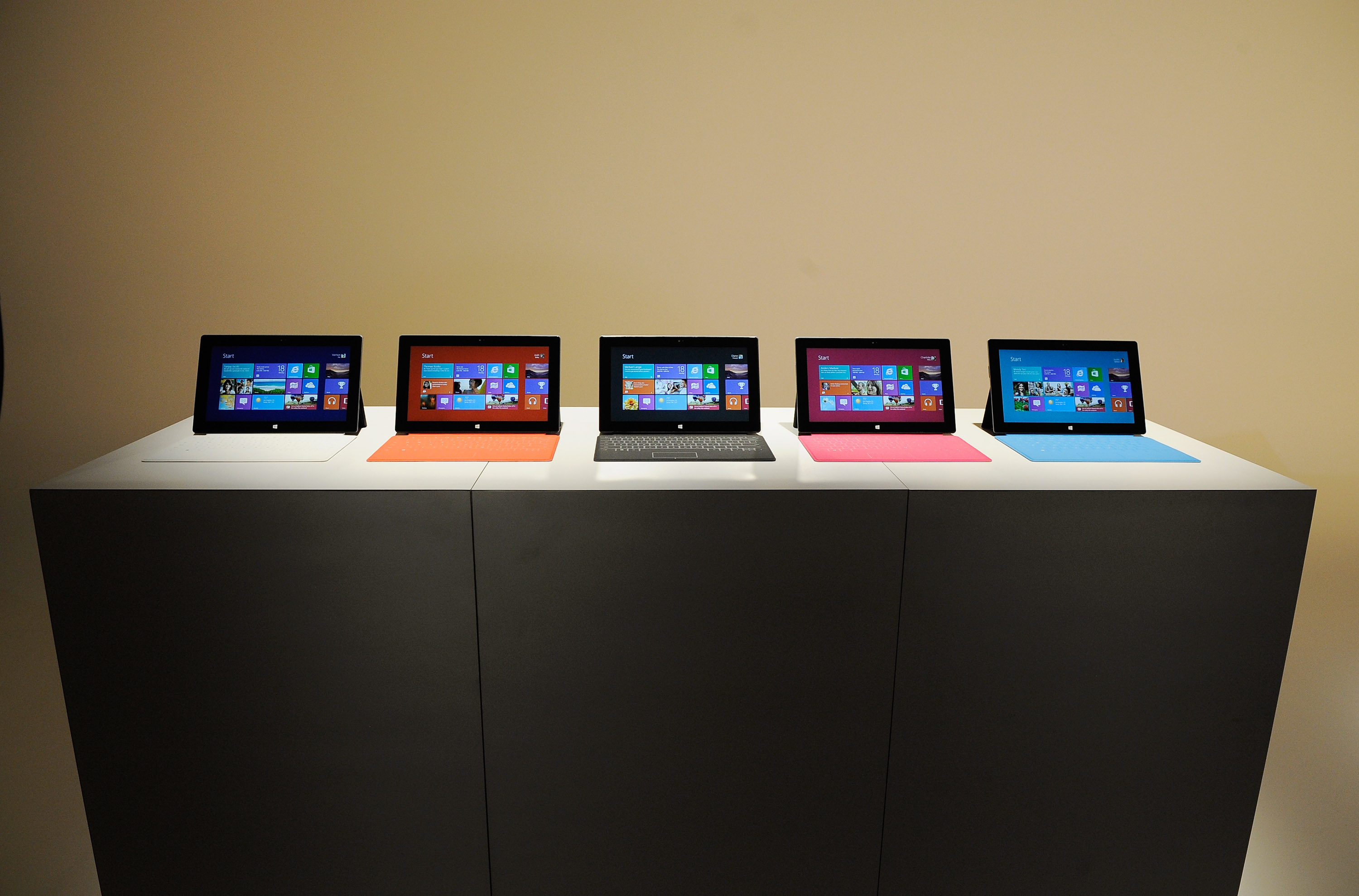 Microsoft pushes Surface banner ads suggesting preorders may open soon