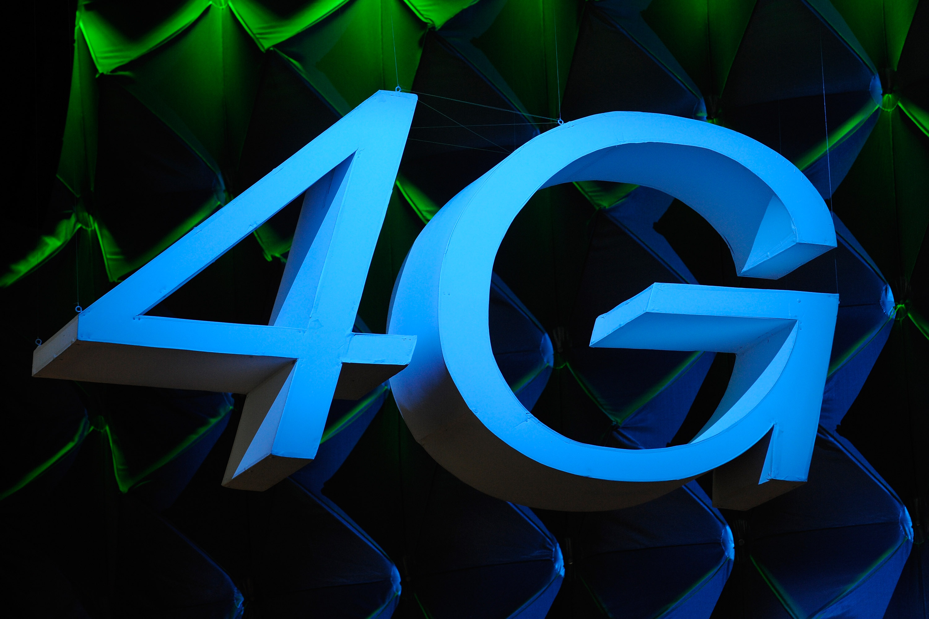 UK’s four biggest mobile operators form joint venture to speed up 4G rollout