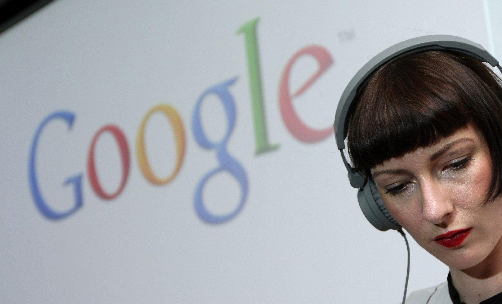Google Catalogs moves beyond tablets and onto the Web through Google Shopping