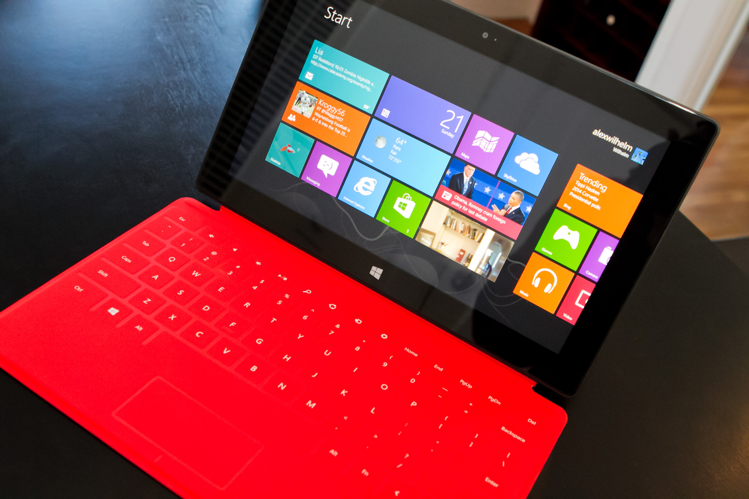 Microsoft sued over use of Live Tiles in its Windows 8 and Windows Phone software