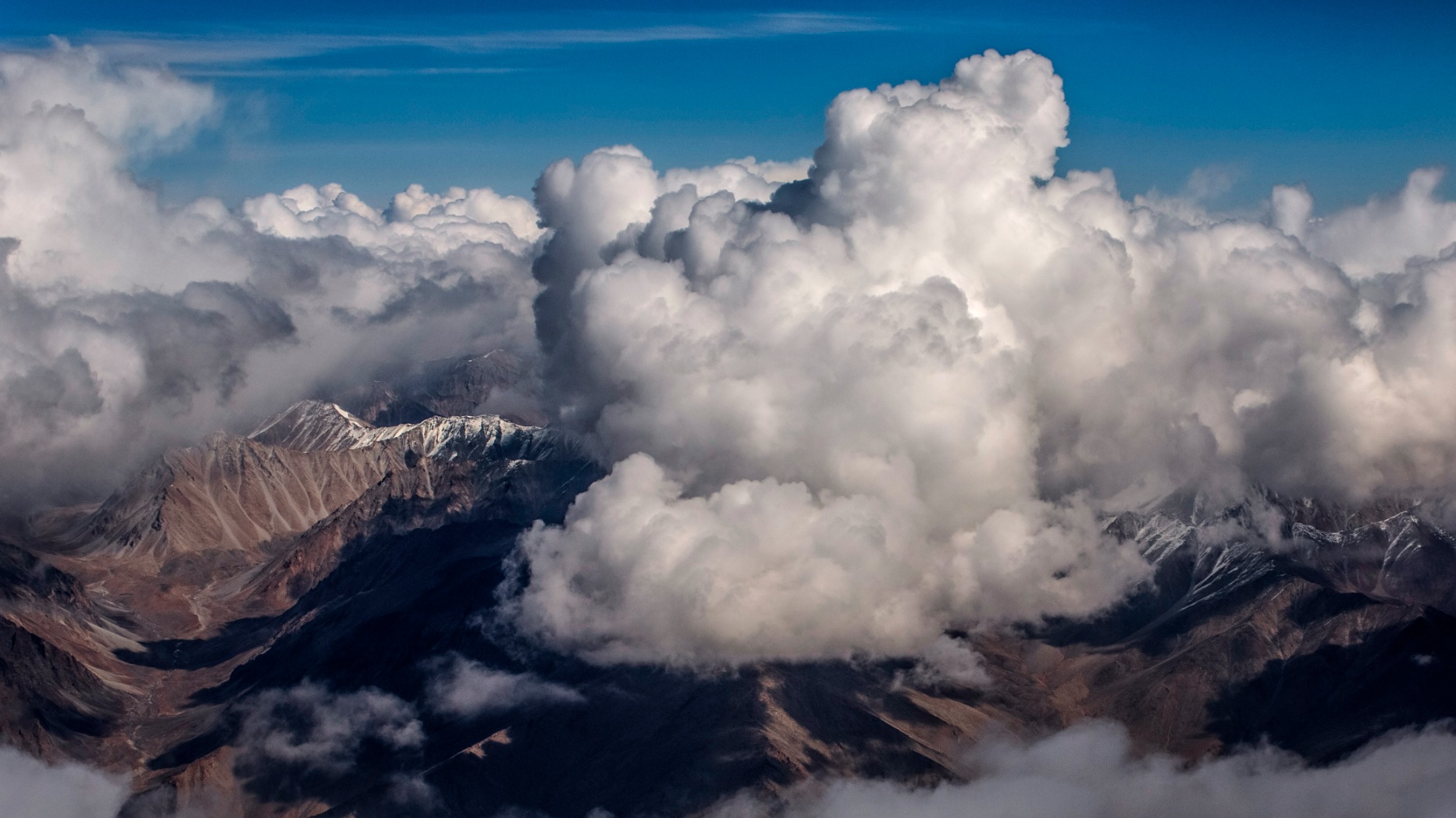 Check the Weather for iPhone gives you everything you could want to know about your climate in three ...
