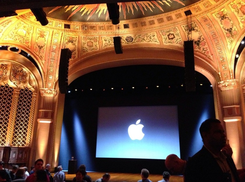 Apple announces its 4th generation full-size iPad with A6X chip, LTE, HD FaceTime and Lightning connector ...