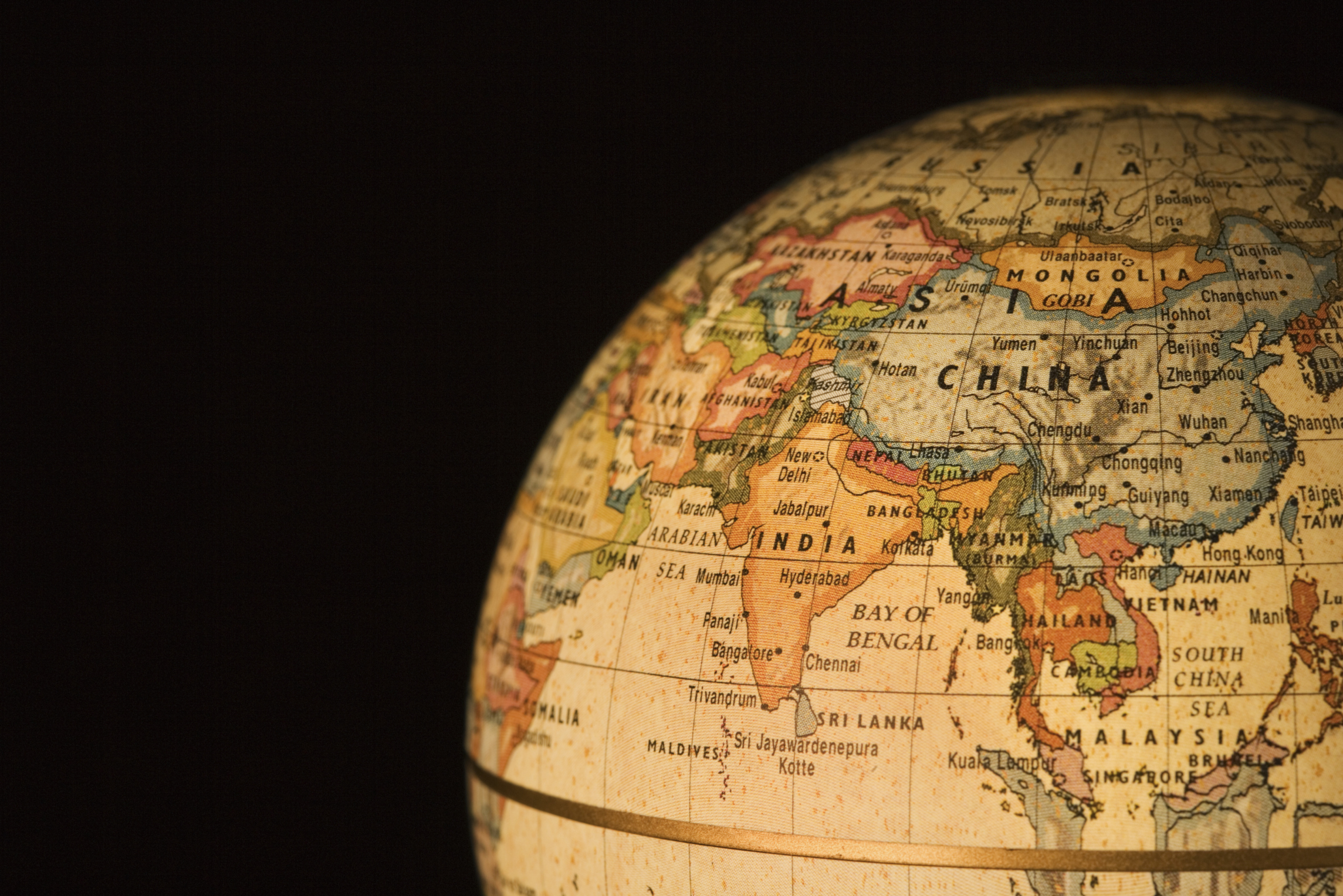 Internet use in Asia up 14% in 2012 as online population passes 1 billion: Report