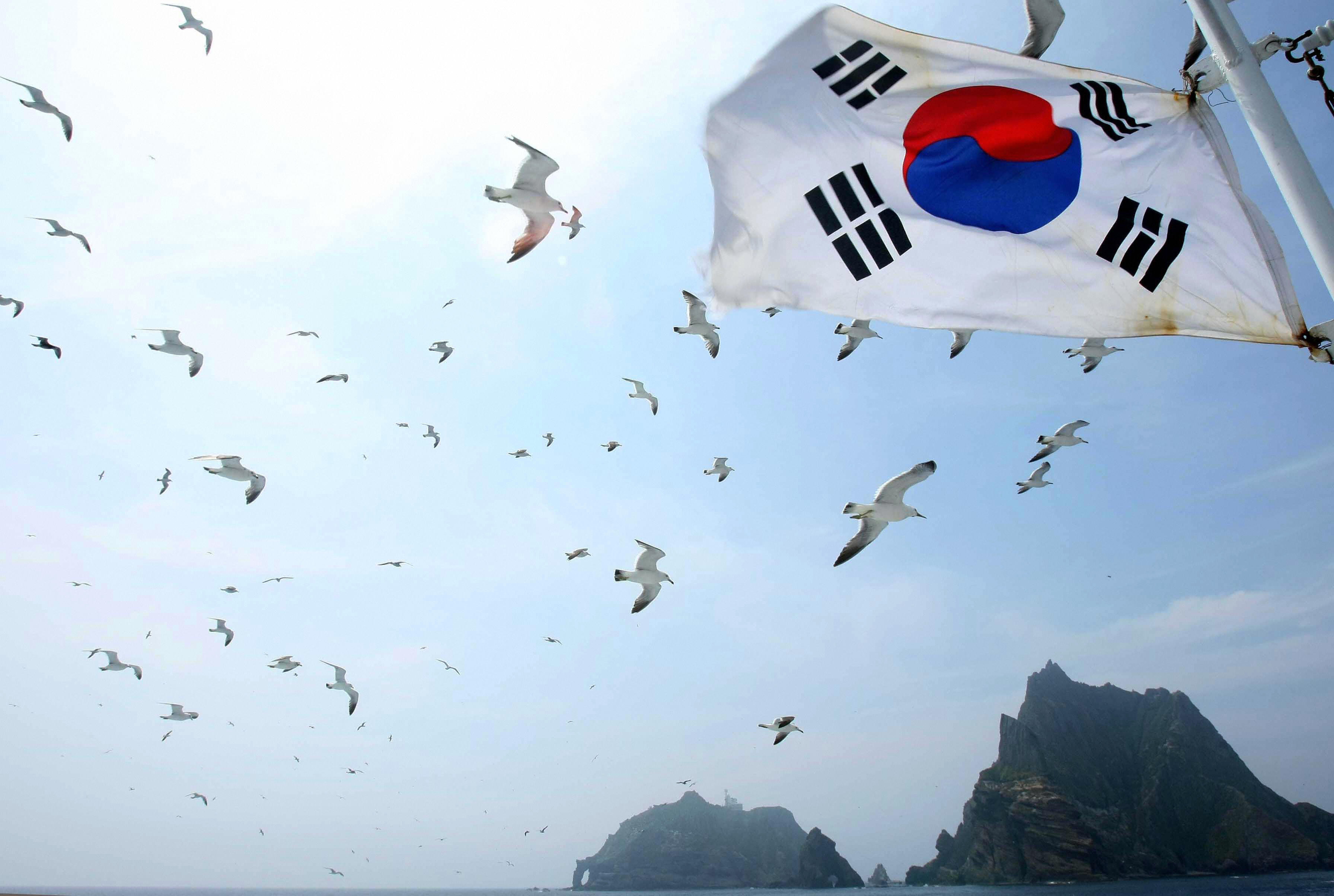 Japan’s Infocom ramps up overseas expansion with investment in Korean app store UbiNuri