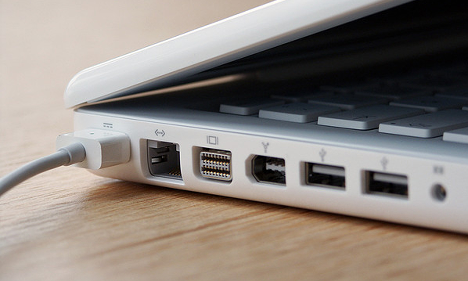 Return of the Mac: Currys and PC World launch UK trade-in scheme for Apple computers