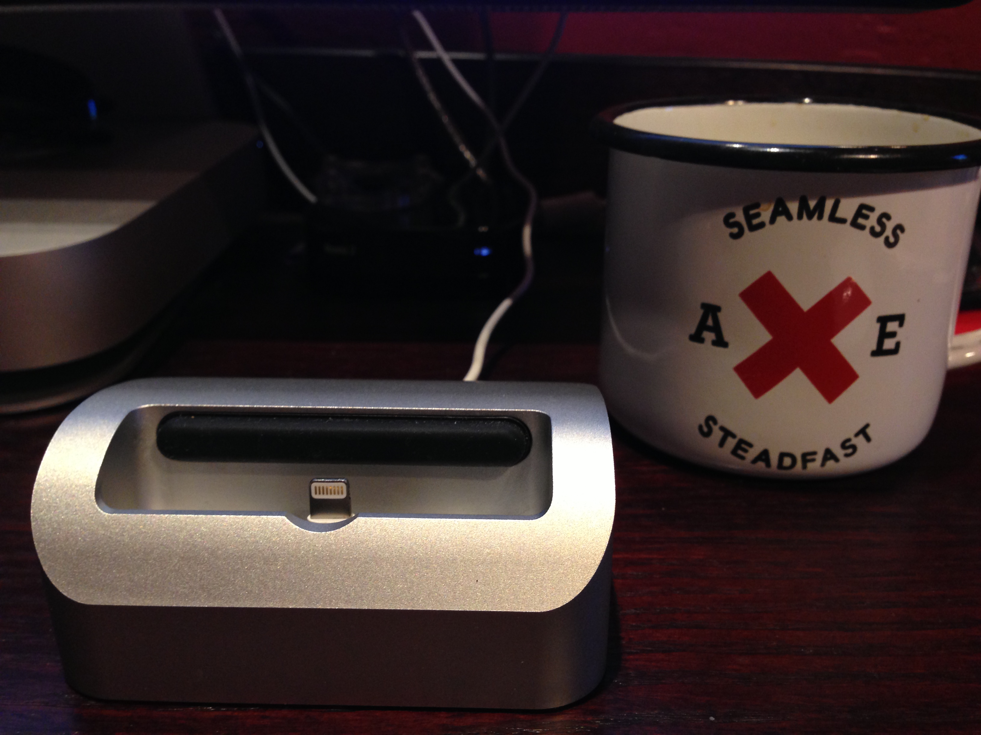It’s alive: Elevation Dock modified to work with Apple’s iPhone 5 Lightning Connector